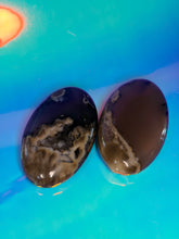 Load image into Gallery viewer, Volcano agate palmstone medium size