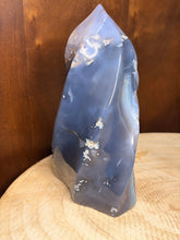 Load image into Gallery viewer, Large Amethyst agate druzy flame