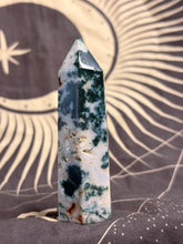 Load image into Gallery viewer, Tree Agate Tower