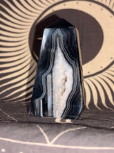 Load image into Gallery viewer, Druzy Black Agate Tower