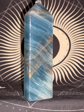 Load image into Gallery viewer, Blue Onyx Tower