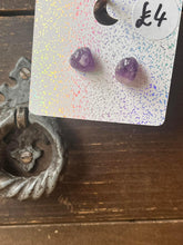 Load image into Gallery viewer, Crystal chip studs