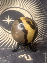 Load image into Gallery viewer, Septarian crystal sphere