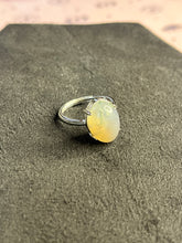 Load image into Gallery viewer, Moss agate oval rings
