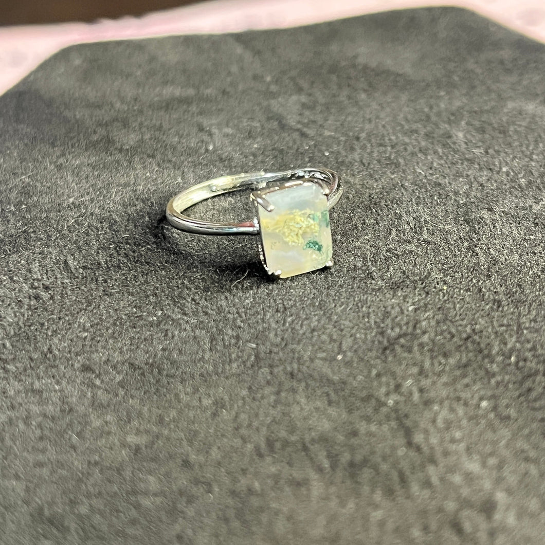 Moss agate rectangle ring