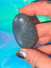 Load image into Gallery viewer, Small labradorite palm stone
