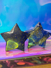 Load image into Gallery viewer, Lapis lazuli star
