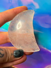 Load image into Gallery viewer, Clear quartz moon
