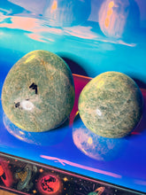 Load image into Gallery viewer, Amazonite palmstone
