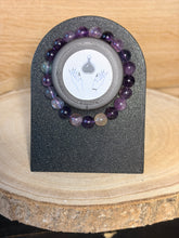 Load image into Gallery viewer, Fluorite bead bracelet

