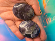 Load image into Gallery viewer, Chevron amethyst palmstone
