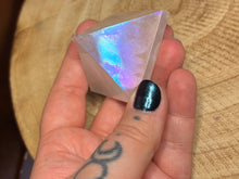 Load image into Gallery viewer, Aura rose quartz pyramid

