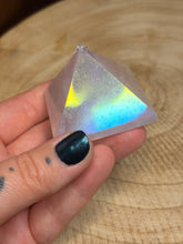 Load image into Gallery viewer, Aura rose quartz pyramid
