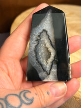 Load image into Gallery viewer, Black agate with flower agate druzy tower
