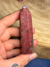 Load image into Gallery viewer, Thulite towers
