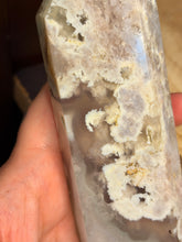 Load image into Gallery viewer, Large flower agate tower
