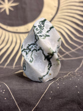 Load image into Gallery viewer, Tree Agate Flame
