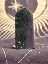 Load image into Gallery viewer, Grape Agate Tower
