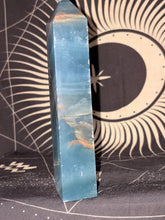 Load image into Gallery viewer, Blue Onyx Tower
