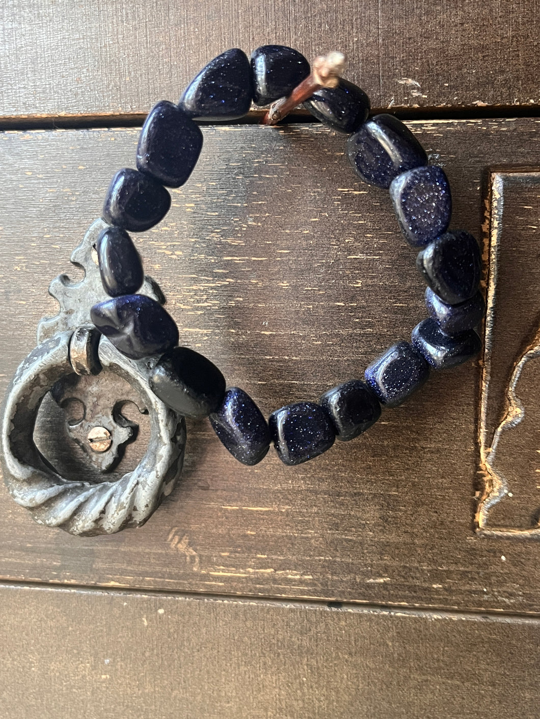 M-L blue goldstone tumble bead bracelet