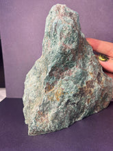 Load image into Gallery viewer, XL raw Fuschite cut base flashy crystal specimen over 1kg
