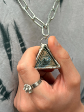 Load image into Gallery viewer, Labradorite all seeing eye pendant with stainless steel chunky chain
